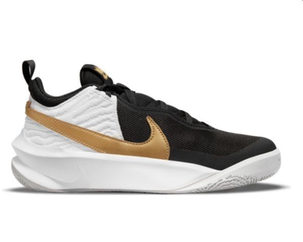 NIKE KIDS TEAM HUSTLE D 10 BASKETBALL