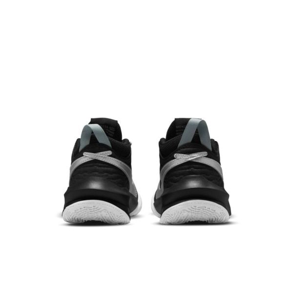 NIKE KIDS TEAM HUSTLE D 10 BASKETBALL