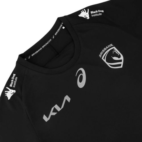 ASICS BRONCOS REPLICA CHARITY RUN OUT TEE 2026