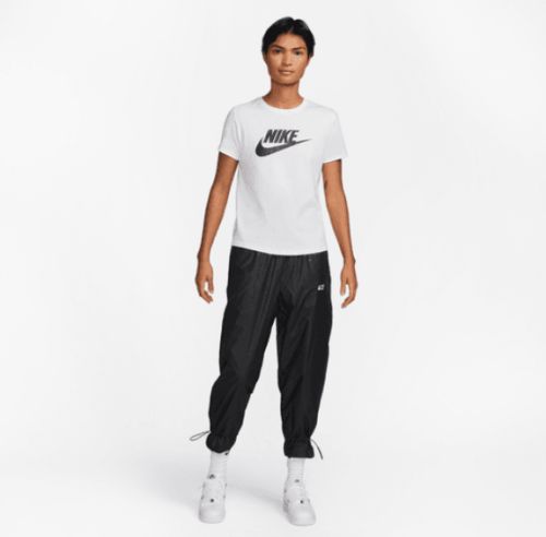 NIKE WOMENS ESSENTIAL ICONIC TEE