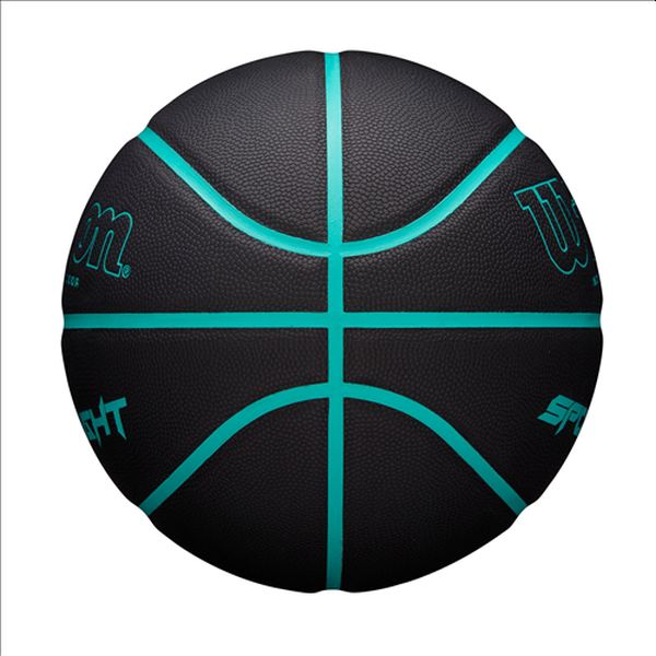 WILSON SPOTLIGHT COMP BASKETBALL